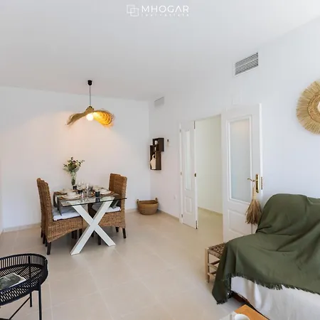 Holiday Concept - Costa Blanca, Edificio Mar Augusta Calpe